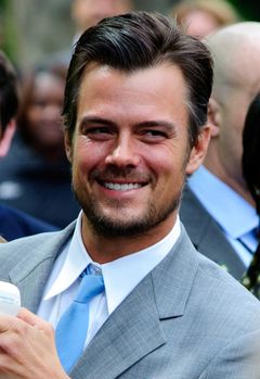 Джош Дюамель фото