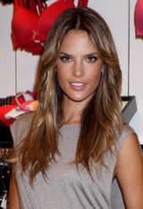 Алессандра Амбросио