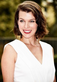 Милла Йовович фото