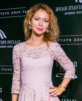 Елена Захарова