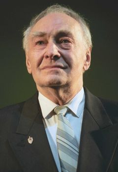 Вячеслав Тихонов фото