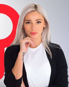 Настя Ивлеева фото