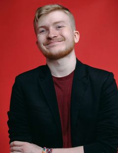 Данила Поперечный фото