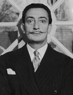 Сальвадор Дали фото