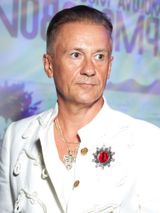 Олег Меньшиков