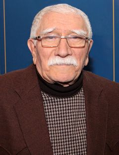 Армен Джигарханян фото