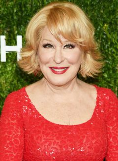 Бетт Мидлер фото