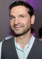 Виктор Добронравов