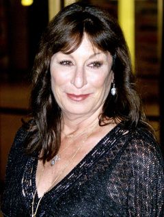 Анжелика Хьюстон фото