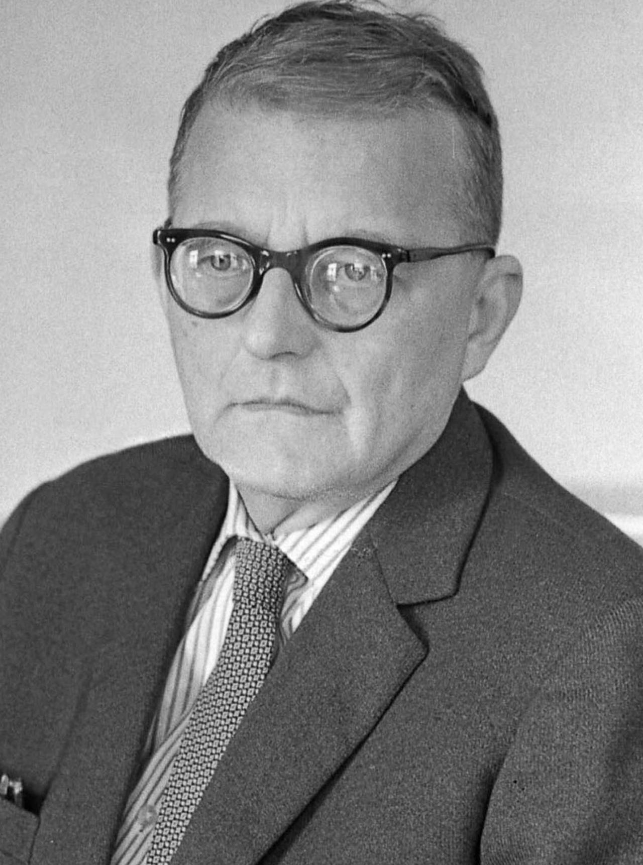 Шостакович портрет